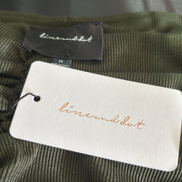 Line and Dot Billie Off/On Shoulder, Ruched front/back/sleeves,stretch knit - Picture 13 of 14